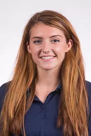 Molly Hart 17 Head Shot