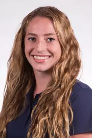 Sydney McIntyre 17 Head Shot