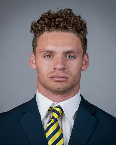 2017 Ashtyn Davis Head Shot
