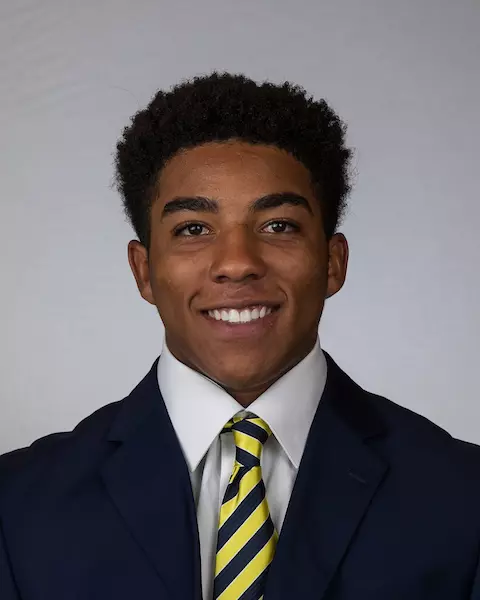 June 21, 2018; Memorial Stadium, Berkeley, California, USA; Football: California Golden Bears Coat & Tie Headshots - Brandon McIlwain (5)
Photo credit: Al Sermeno - KLC fotos