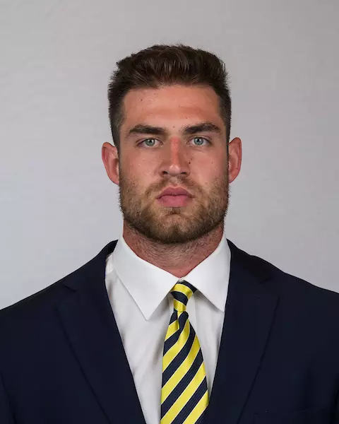 June 21, 2018; Memorial Stadium, Berkeley, California, USA; Football: California Golden Bears Coat & Tie Headshots - Ian Bunting (83)
Photo credit: Al Sermeno - KLC fotos