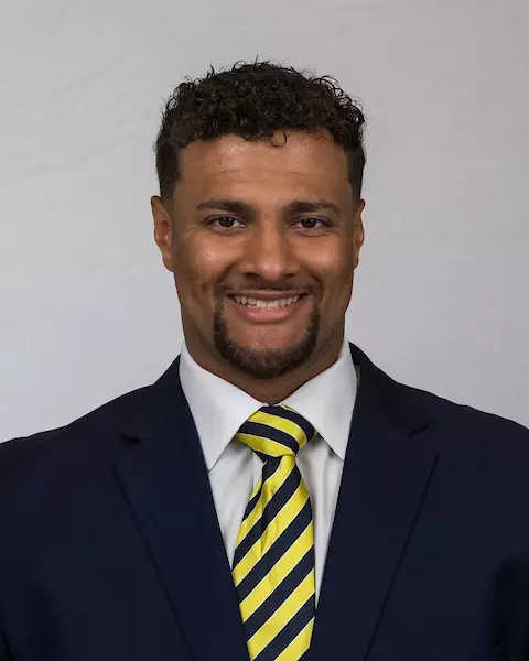 June 21, 2018; Memorial Stadium, Berkeley, California, USA; Football: California Golden Bears Coat & Tie Headshots - Luc Bequette (93)
Photo credit: Al Sermeno - KLC fotos