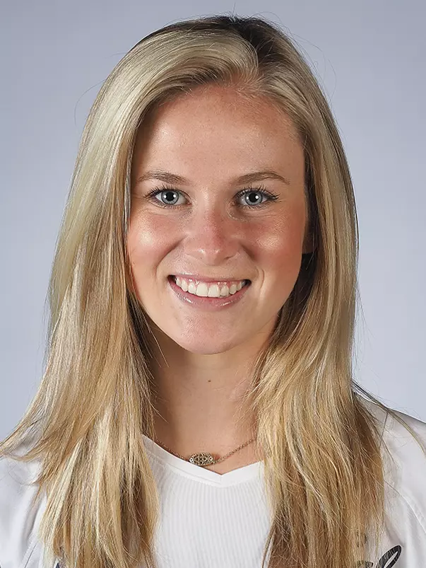July 31, 2018; California Memorial Stadium, Berkeley, California, USA; California Golden Bears Women's Soccer; Caroline Clark (23). Photo credit: Kelley L Cox- KLC fotos
