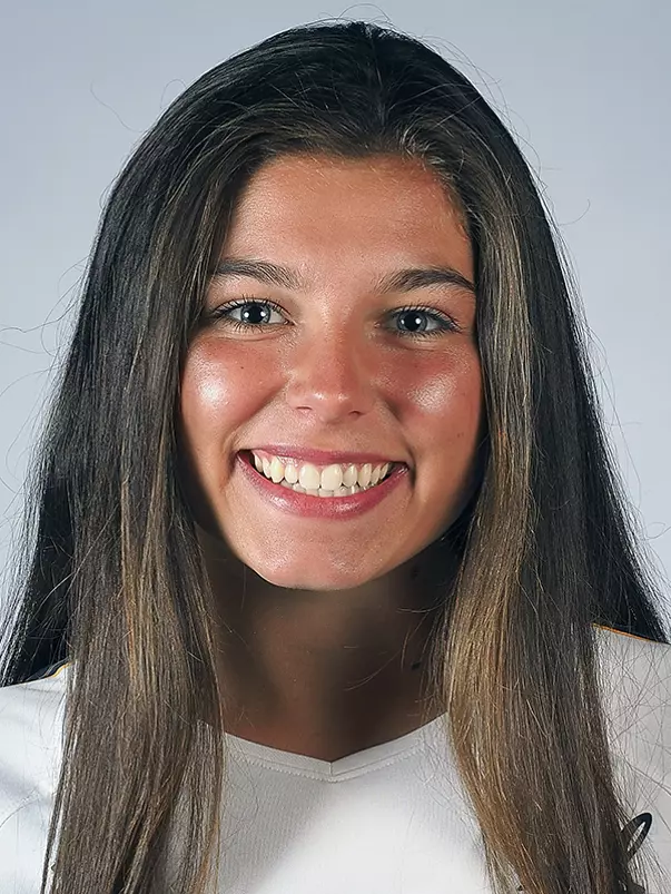 July 31, 2018; California Memorial Stadium, Berkeley, California, USA; California Golden Bears Women's Soccer; Emma Treasure (26). Photo credit: Kelley L Cox- KLC fotos