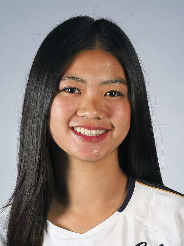 July 31, 2018; California Memorial Stadium, Berkeley, California, USA; California Golden Bears Women's Soccer; Kayla Fong (13). Photo credit: Kelley L Cox- KLC fotos