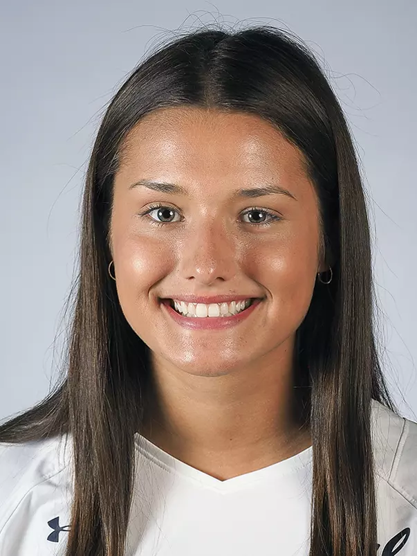 July 31, 2018; California Memorial Stadium, Berkeley, California, USA; California Golden Bears Women's Soccer; Sydney Collins (16). Photo credit: Kelley L Cox- KLC fotos