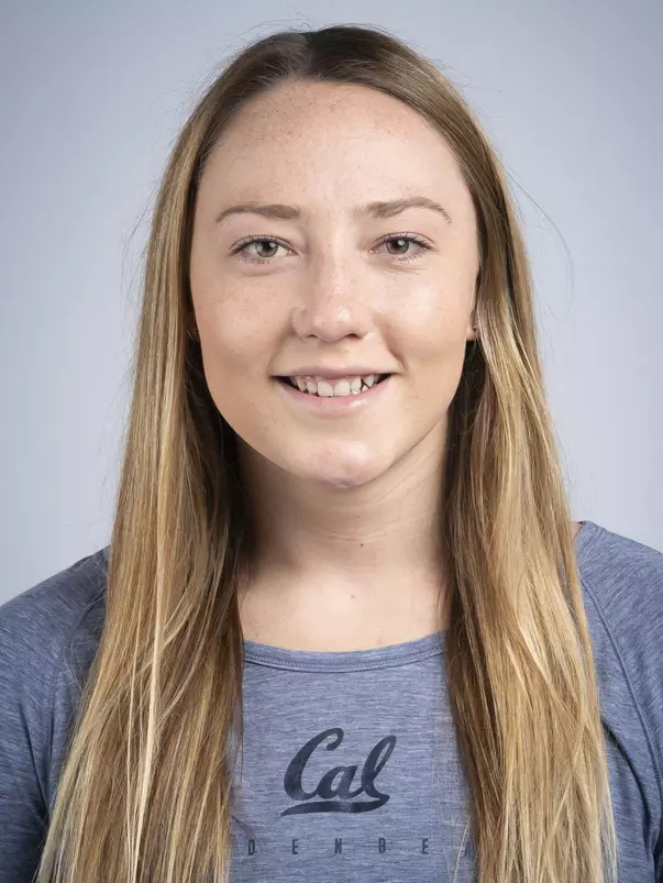 January 10, 2019; Haas Pavilion, Berkeley, California, USA; California Golden Bears Women's Water Polo; Lauren Charter (Photo credit: Kelley L Cox/KLC fotos)