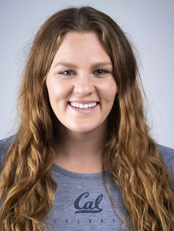 January 10, 2019; Haas Pavilion, Berkeley, California, USA; California Golden Bears Women's Water Polo; Rachael Lewin (Photo credit: Kelley L Cox/KLC fotos)