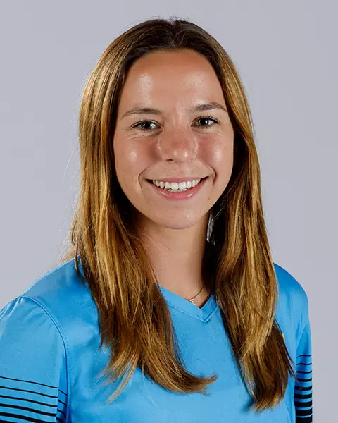 August 9, 2021; Berkeley, California, USA; Women’s Soccer: California Golden Bears Media Day at Memorial Stadium; Elle Lindenlaub (1) (Photo credit: Sergio Estrada/KLC fotos)