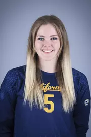 Leah Schmidt headshot