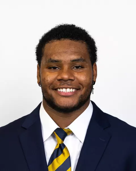 Calhoun, Akili