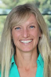Lindsay Huston, MD