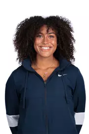 Mackenzie Motz headshot