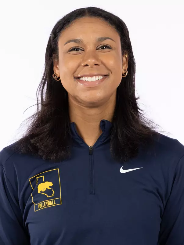Alyssa Andreno 2024 headshot