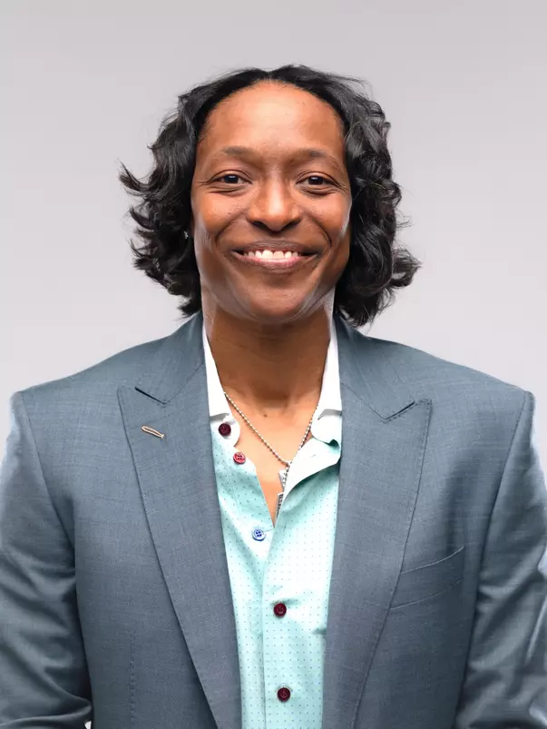 2025 Charmin Smith headshot