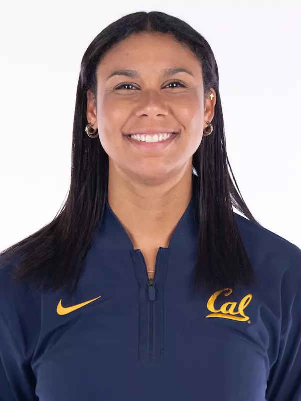 Alyssa Andreno 25 headshot