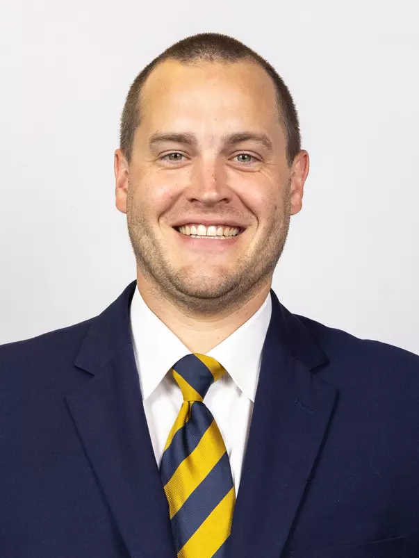 July 31, 2025; Berkeley, CA, USA; Cal Football Headshots at Memorial Stadium. Jeff McDaniels (Photo credit: Al Sermeno/KLC fotos)