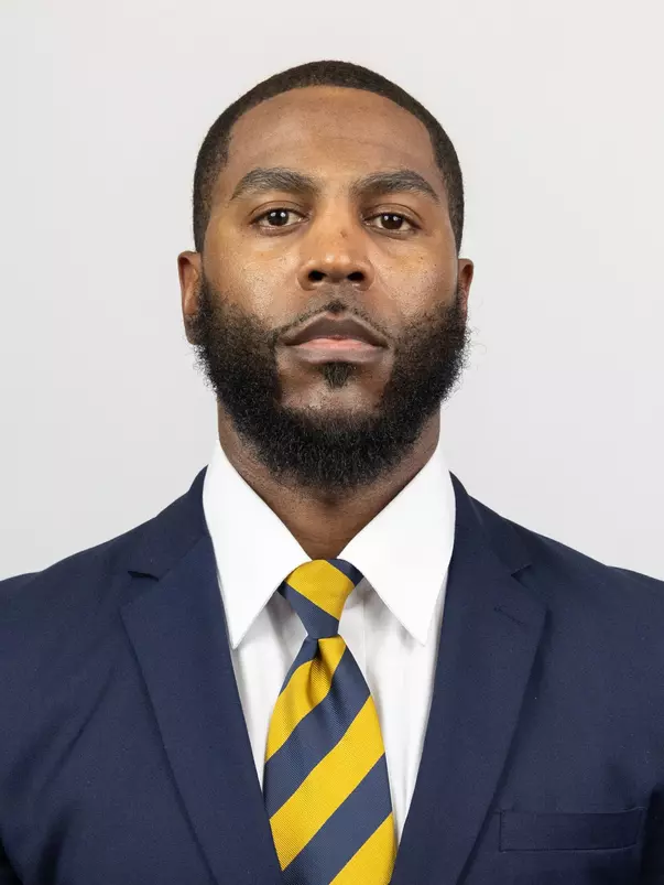 February 26, 2026; Berkeley, CA, USA; Cal Football Headshots California Memorial Stadium. (Photo credit: Al Sermeno/KLC fotos)