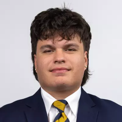 Ashton Rivera headshot