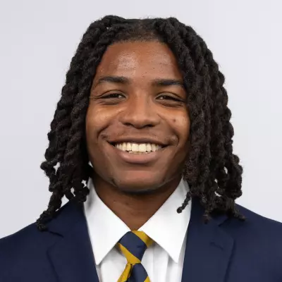 Cam Sidney headshot