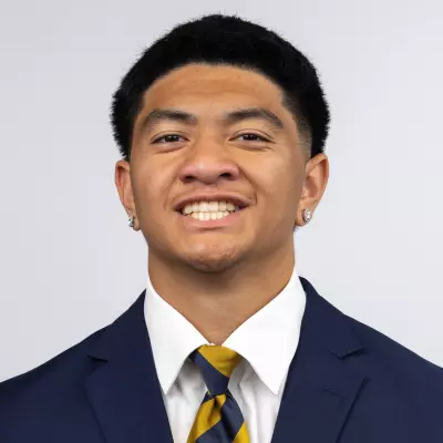 John Tofi Jr. headshot