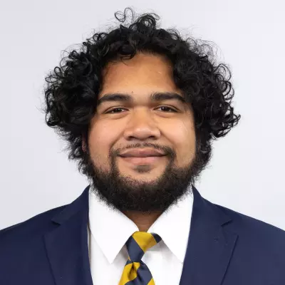 Stanley Saole-McKenzie headshot