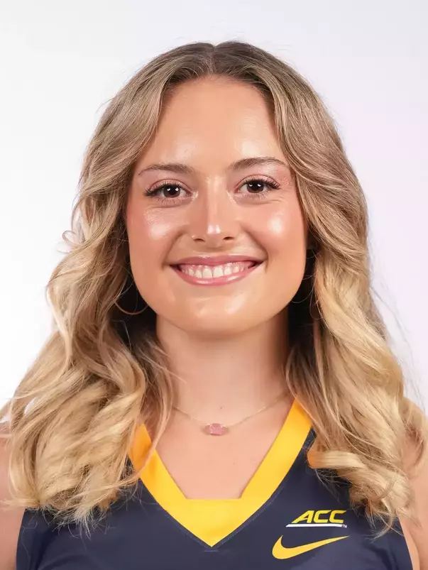 Elizabeth Edmonston Headshot