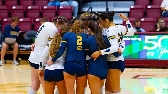 Cal Gathers For Huddle Vs Santa Clara