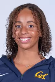 Elle Scott Headshot 2026-27