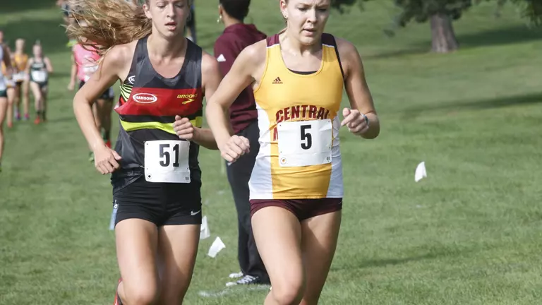 CMU Women Shine at Pre-Nationals