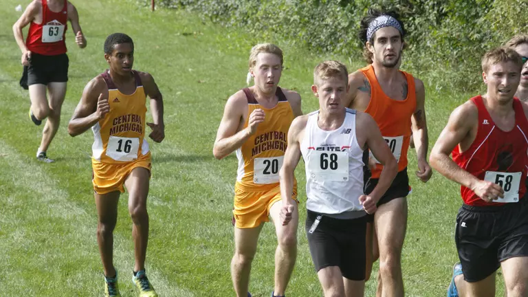 CMU Men Head to Notre Dame