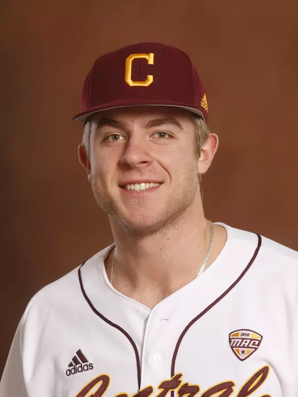 Logan_Buczkowski_Headshot_20