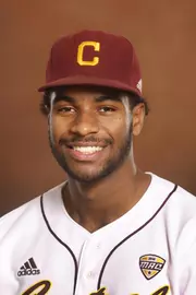 Zavier_Warren_Headshot_20