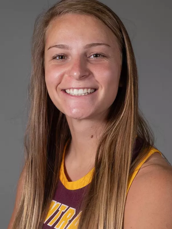 Maddy_Watters_Headshot
