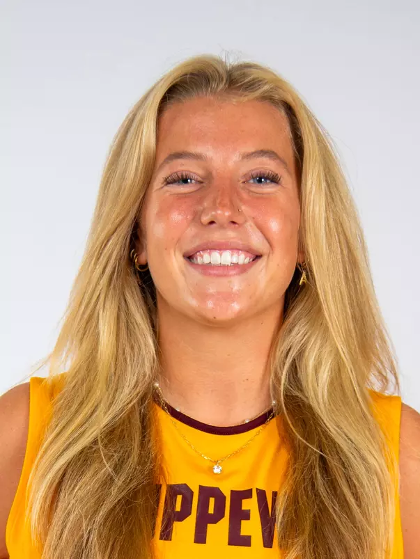 Allie Korba Headshot