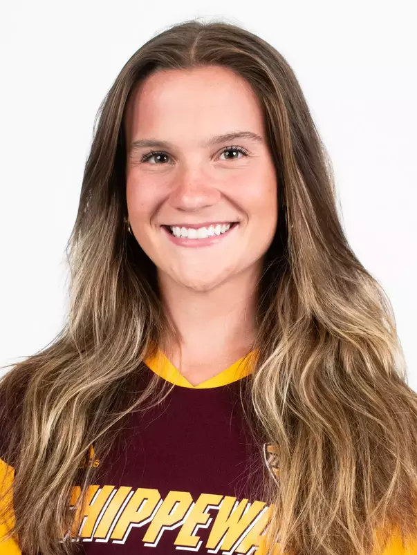 Maggie Van Wagnen Headshot