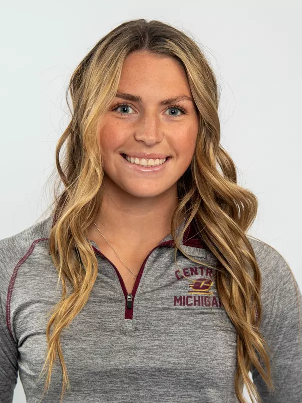 Abbey Tolmie Headshot