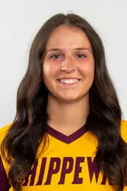 Allyssa Hollo Headshot