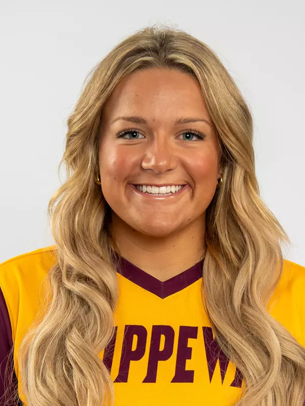 Carly Sleeman Headshot