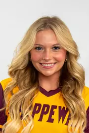 Madelyn Wallace Headshot