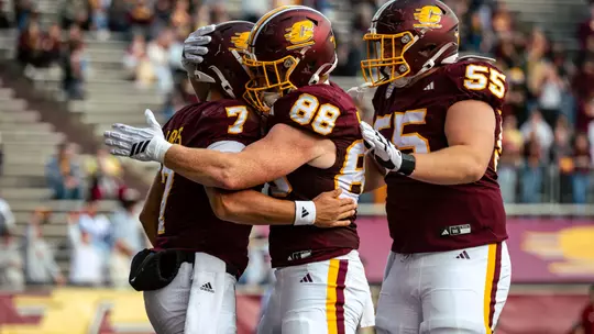 Chippewas Travel to Western Michigan for 96th Battle for the Victory Cannon Trophy Image
