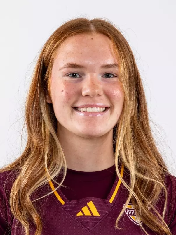Audrey Parker Signing Headshot