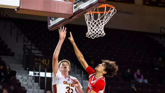 Nathan Claerbaut Scores 31 Points, Chippewas Get Back on Track With 85-65 Win Over Olivet Image