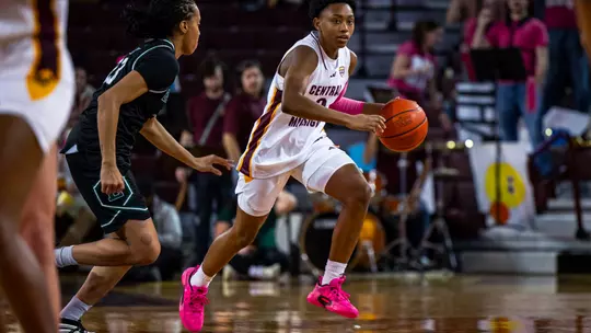 Morson's First Double-Double, Shorthanded Chippewas Take Down Eastern Michigan Image