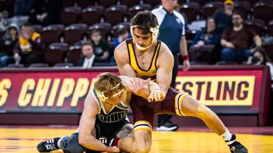 Chippewa Wrestlers go to Kent State, Entertain George Mason Image
