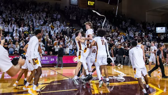 Chippewas Come-From-Behind to Down Bowling Green 62-59 in Toilet Paper Toss Image