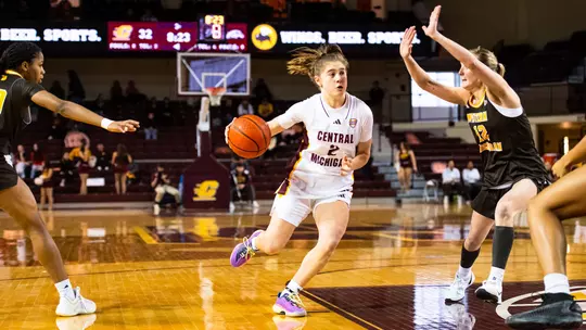 Women's Basketball Hosts UMass Saturday, 1 p.m. ET Image