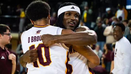 Chippewas Claim Key Road Win at Buffalo 75-70 Image