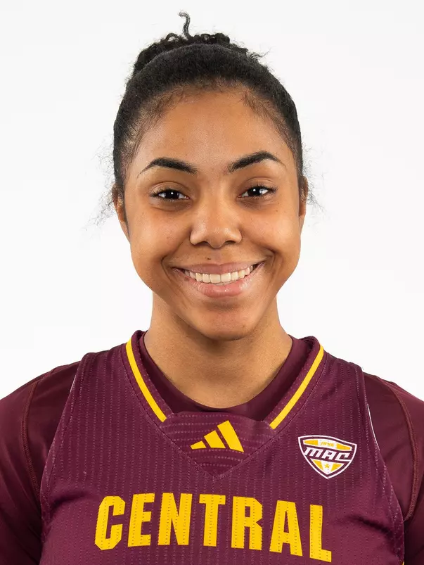Summer Davis WBB Intro Headshot
