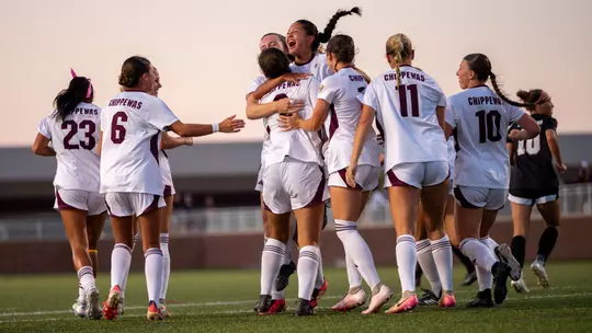 Soccer Secures Record-Tying Home Rout over Purdue Fort Wayne, 6-1 Image